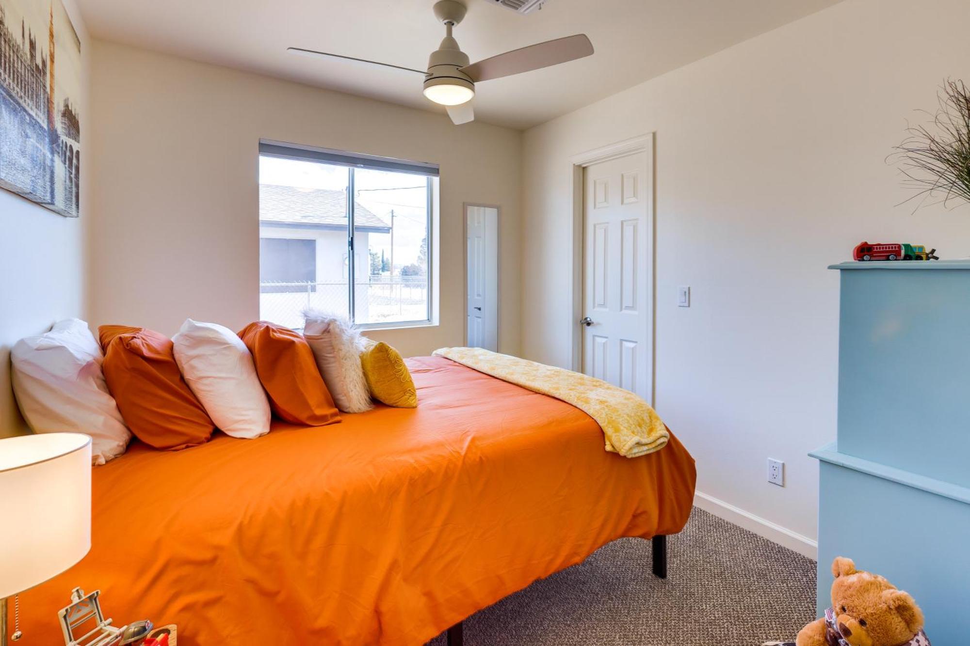 Kingman Vacation Rental With Yard And Fire Pit Bagian luar foto