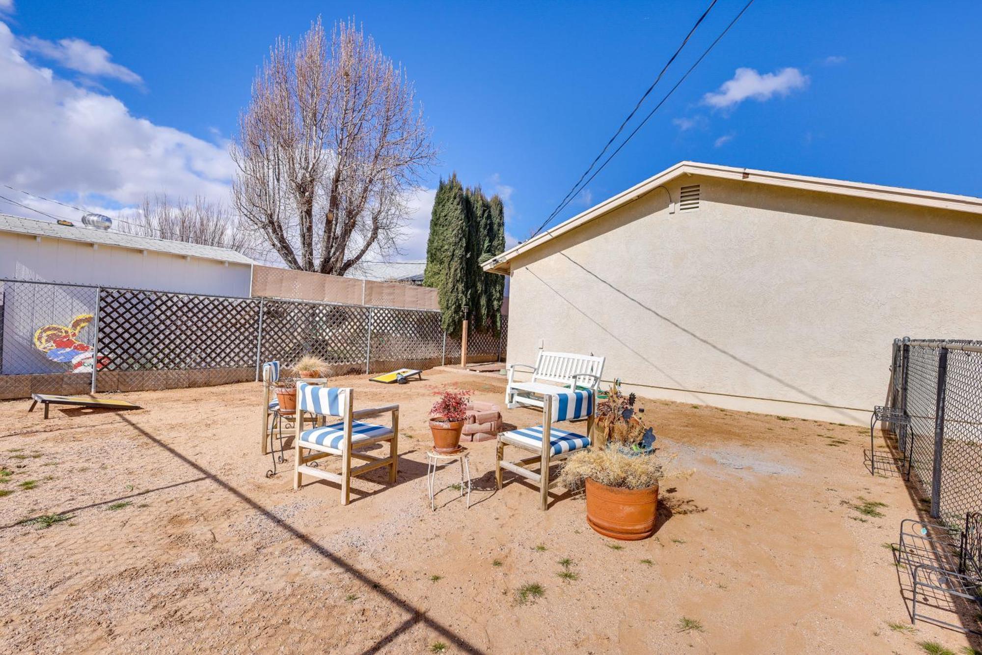 Kingman Vacation Rental With Yard And Fire Pit Bagian luar foto
