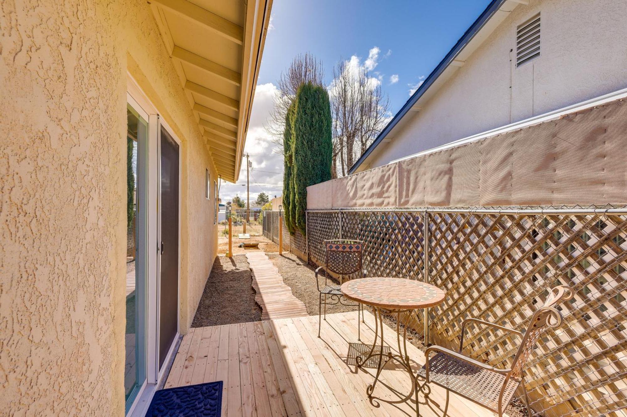 Kingman Vacation Rental With Yard And Fire Pit Bagian luar foto
